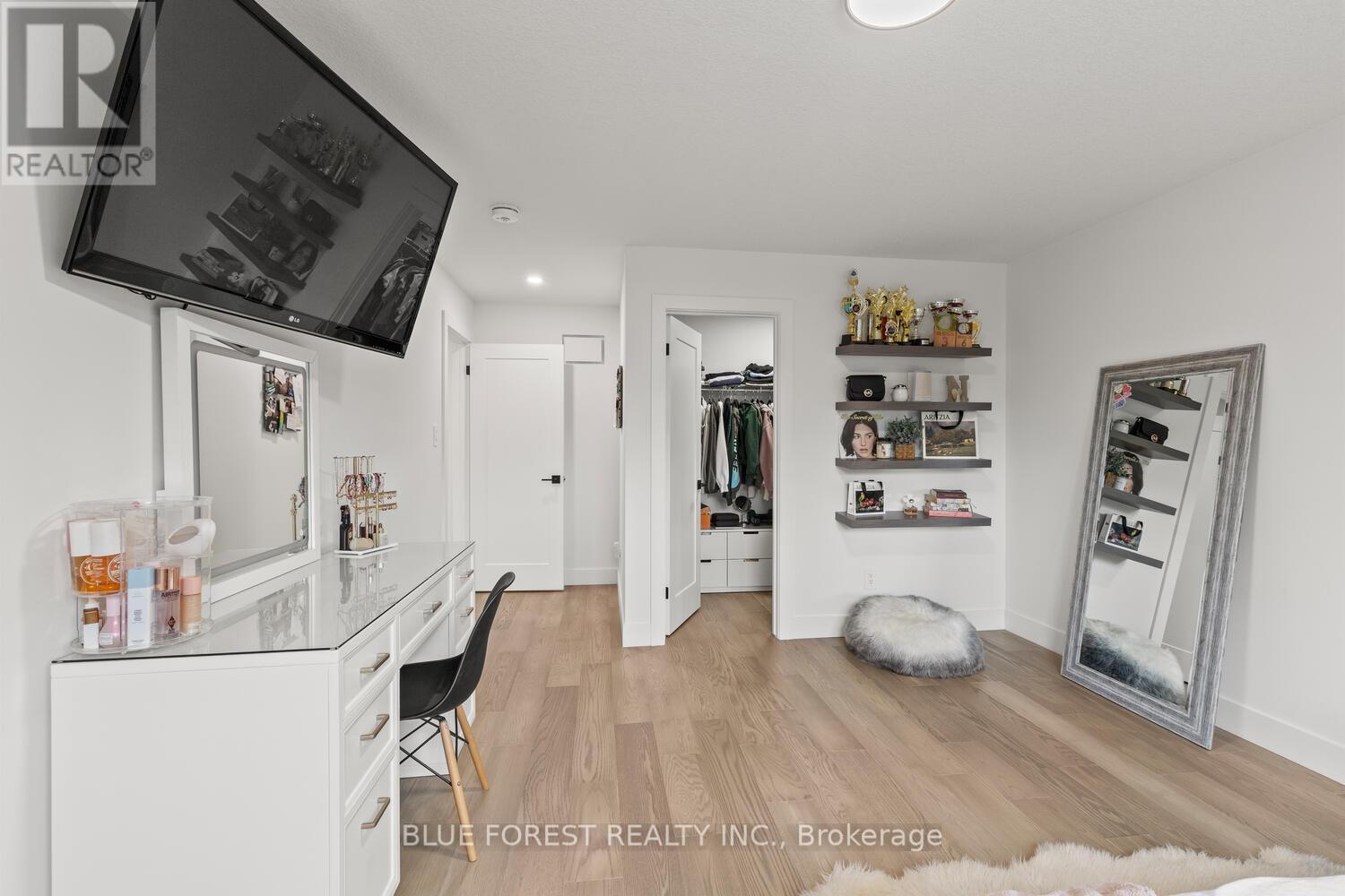 580 Eden Avenue, London South (South R), Ontario  N6C 2Z6 - Photo 28 - X12426713