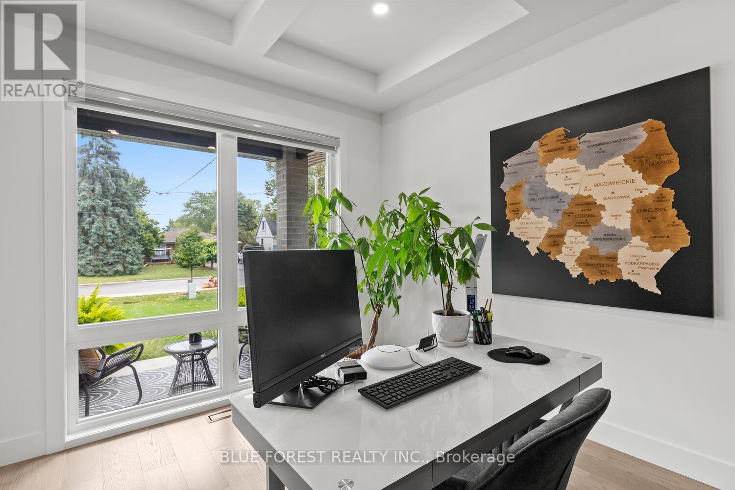 580 Eden Avenue, London South (South R), Ontario  N6C 2Z6 - Photo 7 - X12426713