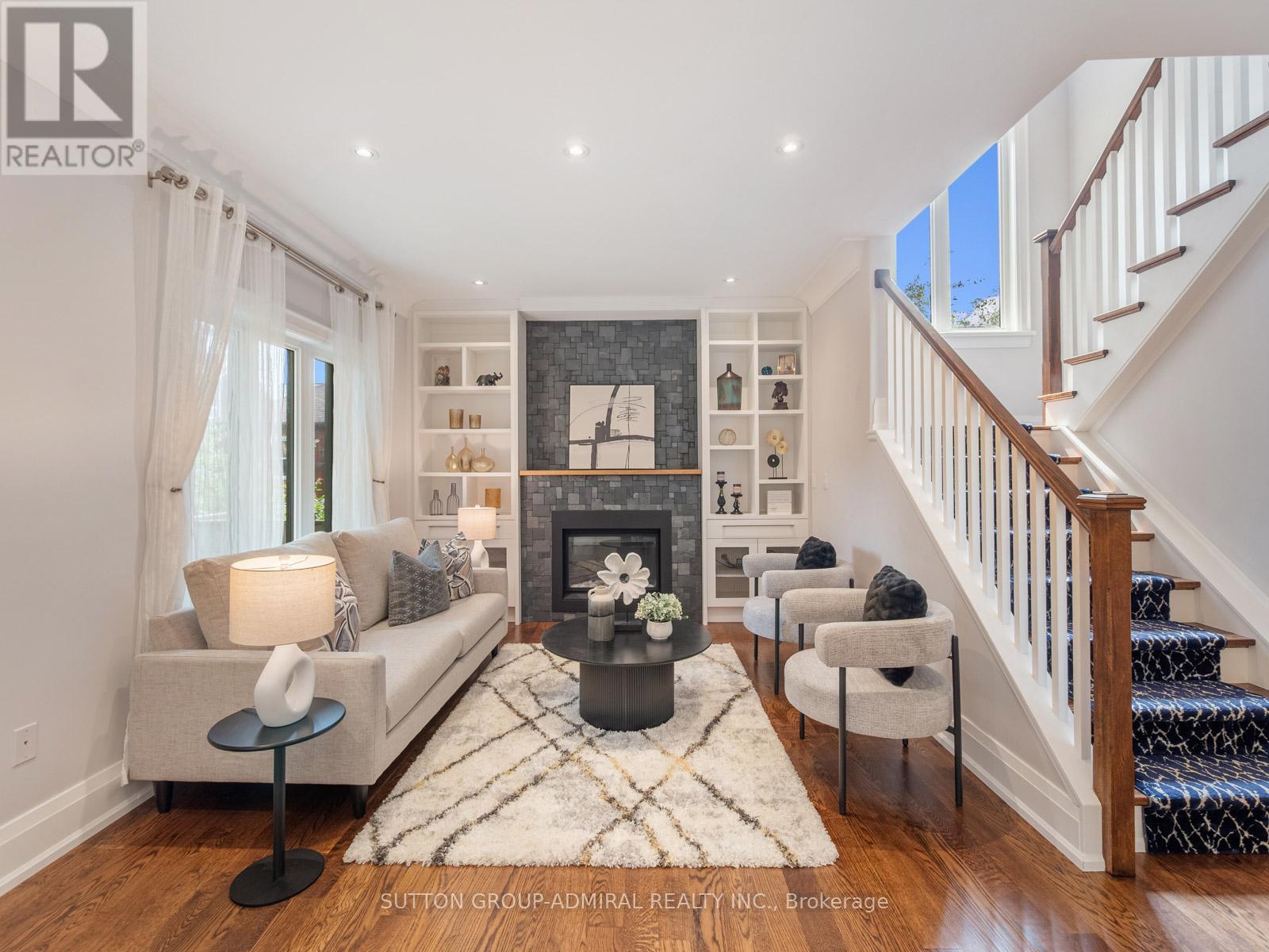 1 Dustan Crescent, Toronto, Ontario  M4J 4G4 - Photo 11 - E12426629