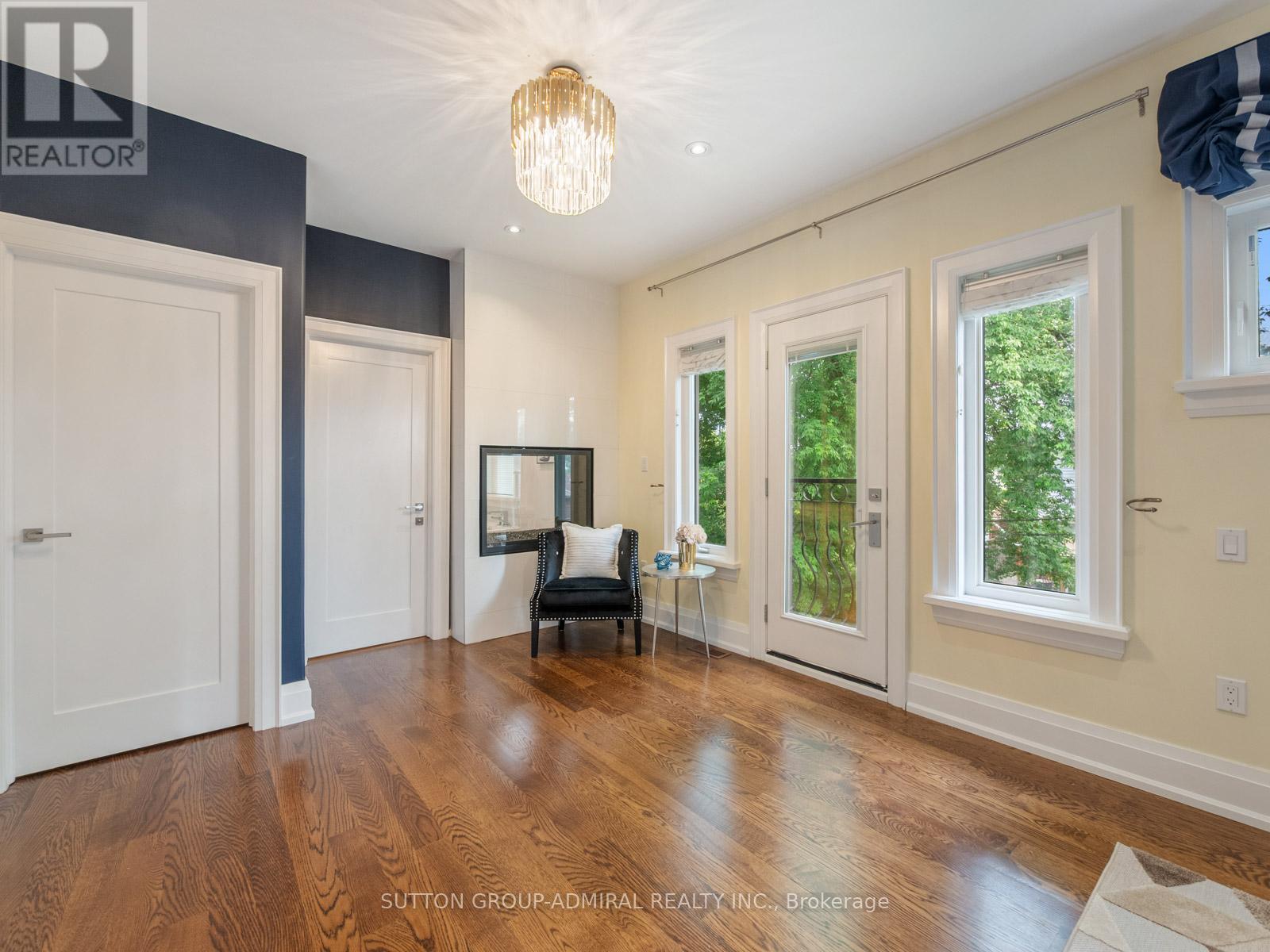 1 Dustan Crescent, Toronto, Ontario  M4J 4G4 - Photo 18 - E12426629