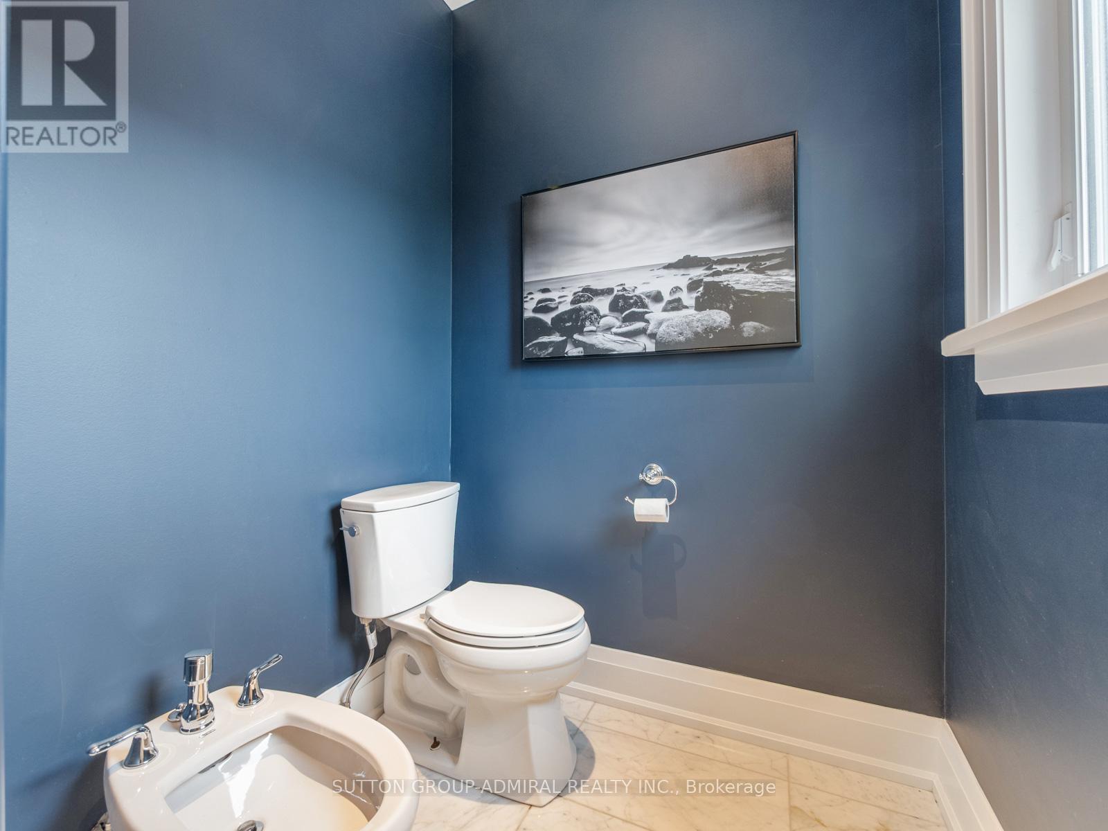 1 Dustan Crescent, Toronto, Ontario  M4J 4G4 - Photo 25 - E12426629