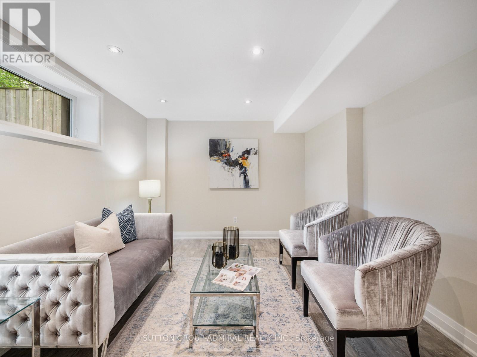 1 Dustan Crescent, Toronto, Ontario  M4J 4G4 - Photo 35 - E12426629