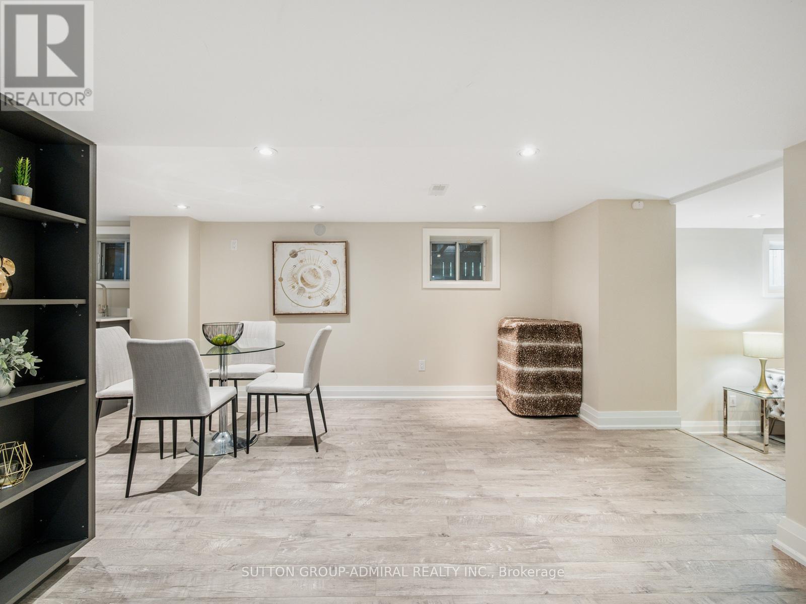 1 Dustan Crescent, Toronto, Ontario  M4J 4G4 - Photo 37 - E12426629
