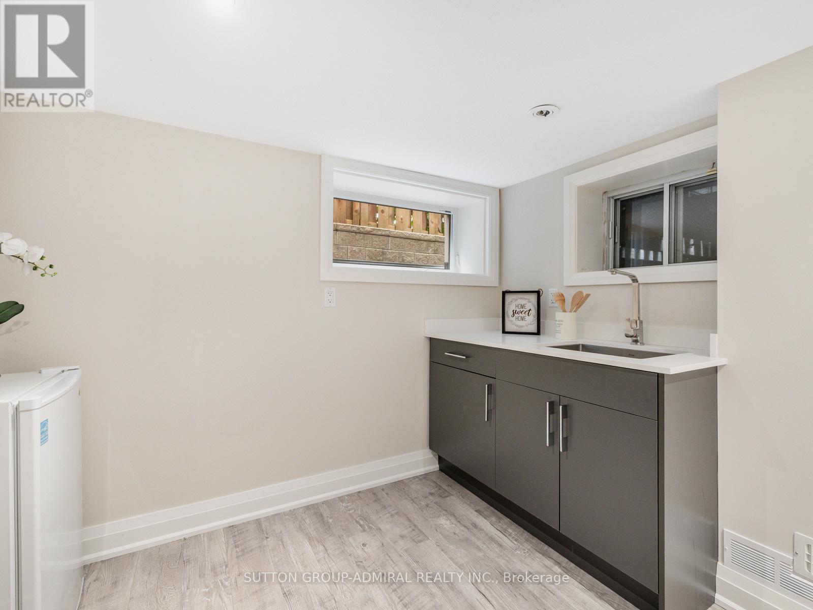 1 Dustan Crescent, Toronto, Ontario  M4J 4G4 - Photo 39 - E12426629