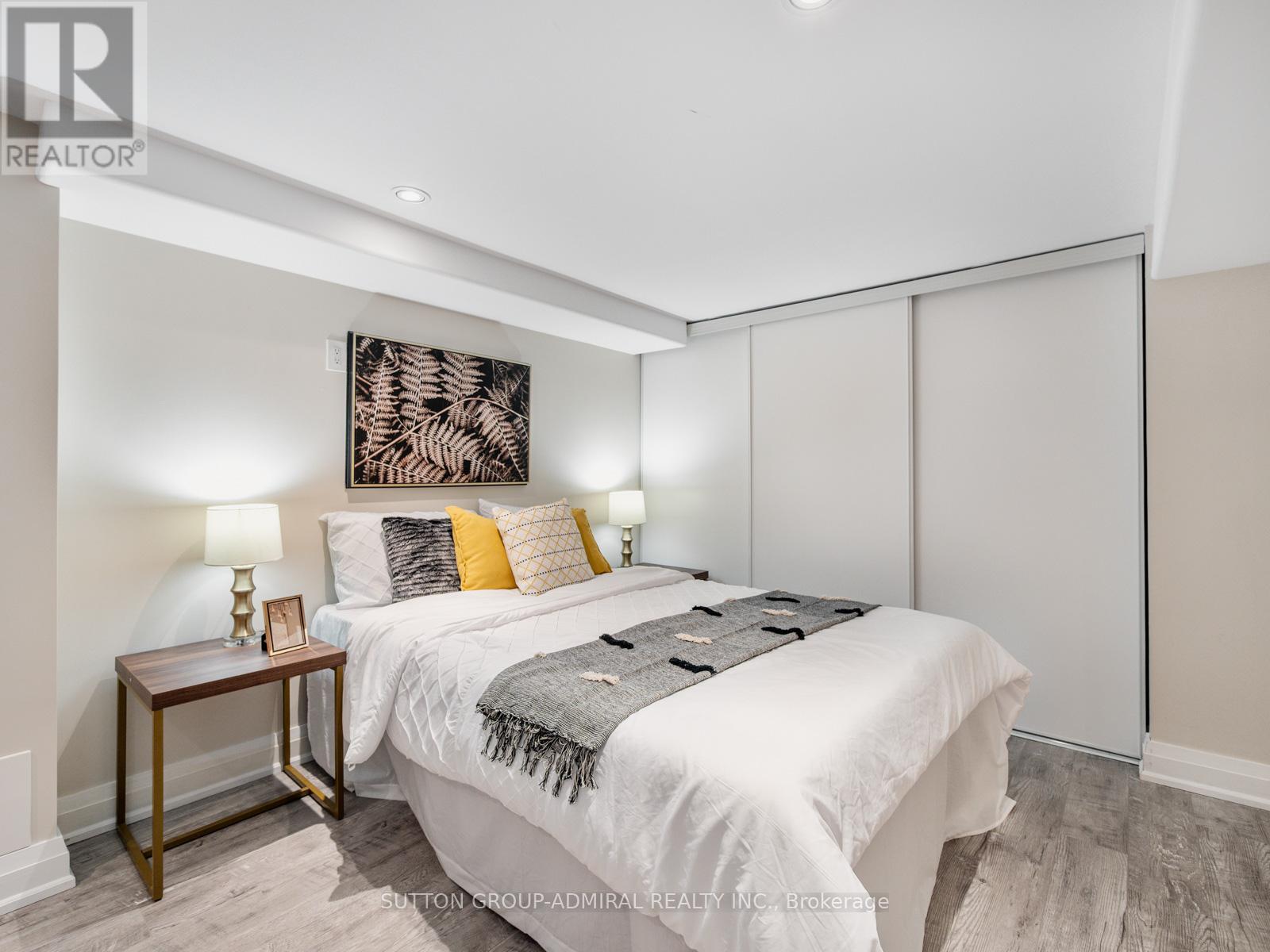 1 Dustan Crescent, Toronto, Ontario  M4J 4G4 - Photo 41 - E12426629