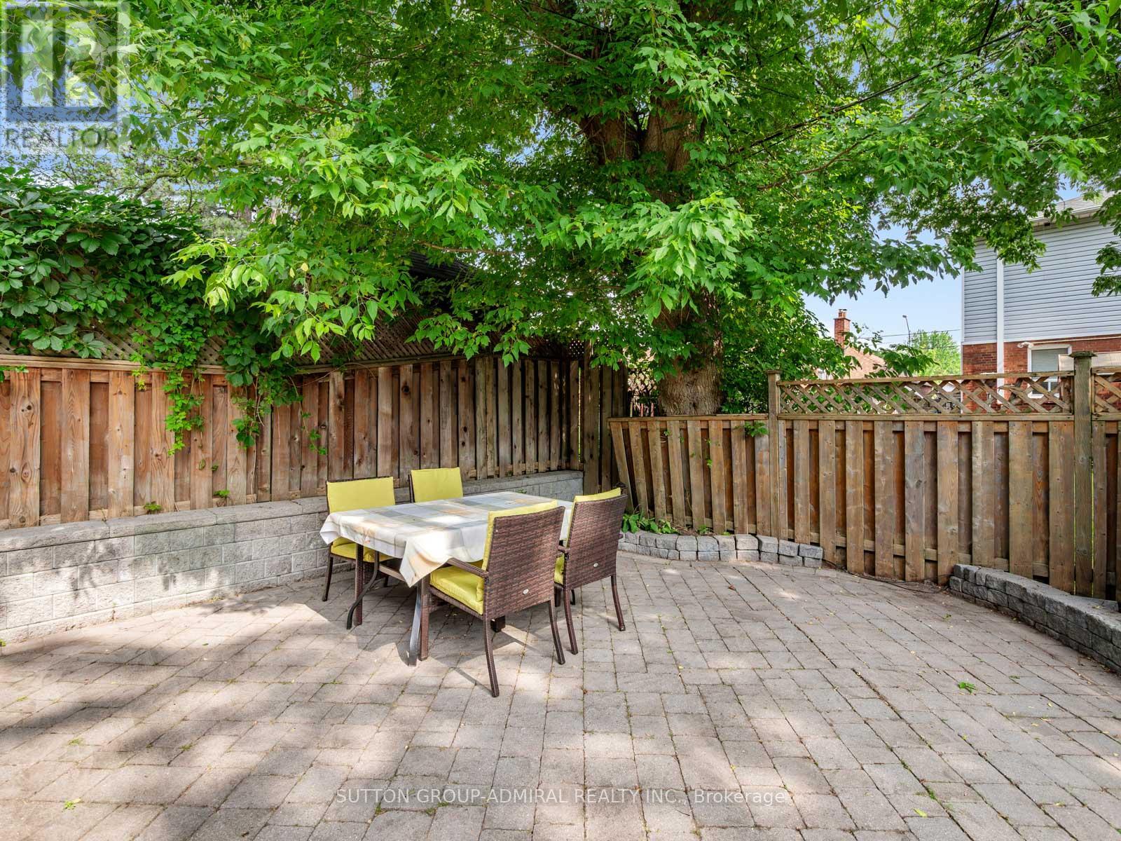 1 Dustan Crescent, Toronto, Ontario  M4J 4G4 - Photo 45 - E12426629