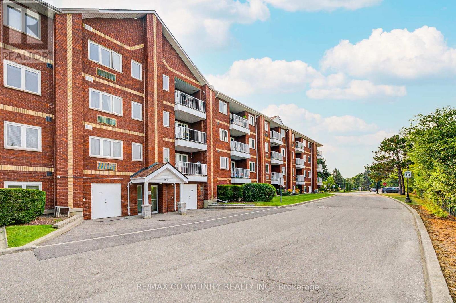 201 - 191 Lake Driveway W, Ajax, Ontario  L1S 7H9 - Photo 3 - E12426636