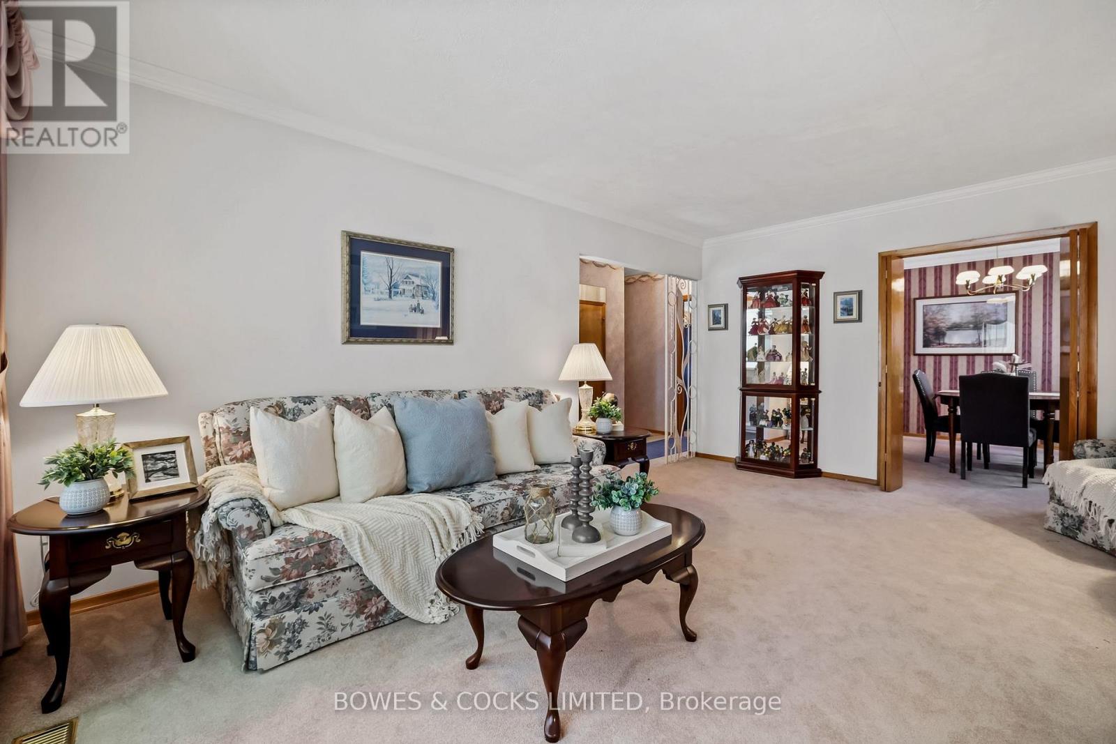 905 Glenholme Avenue, Peterborough, Ontario  K9H 5M4 - Photo 17 - X12426818