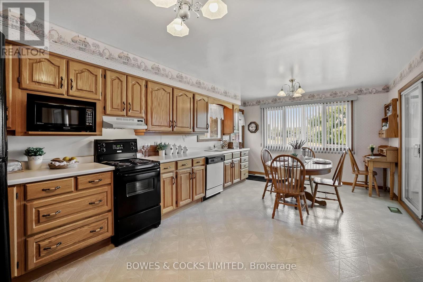 905 Glenholme Avenue, Peterborough, Ontario  K9H 5M4 - Photo 20 - X12426818