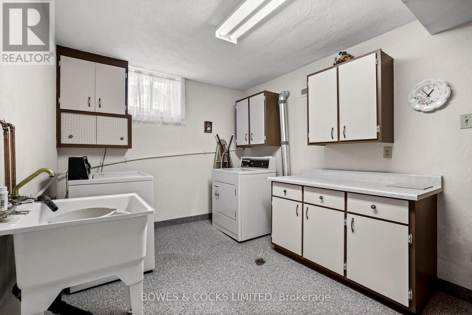 905 Glenholme Avenue, Peterborough, Ontario  K9H 5M4 - Photo 34 - X12426818