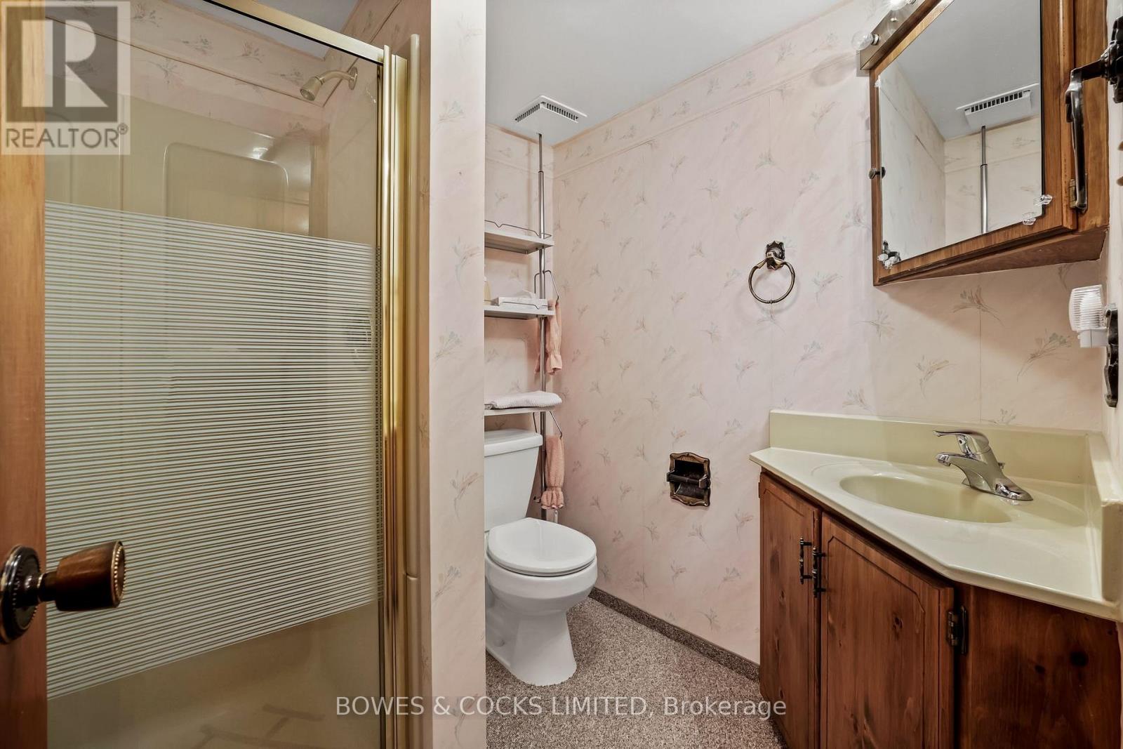 905 Glenholme Avenue, Peterborough, Ontario  K9H 5M4 - Photo 36 - X12426818