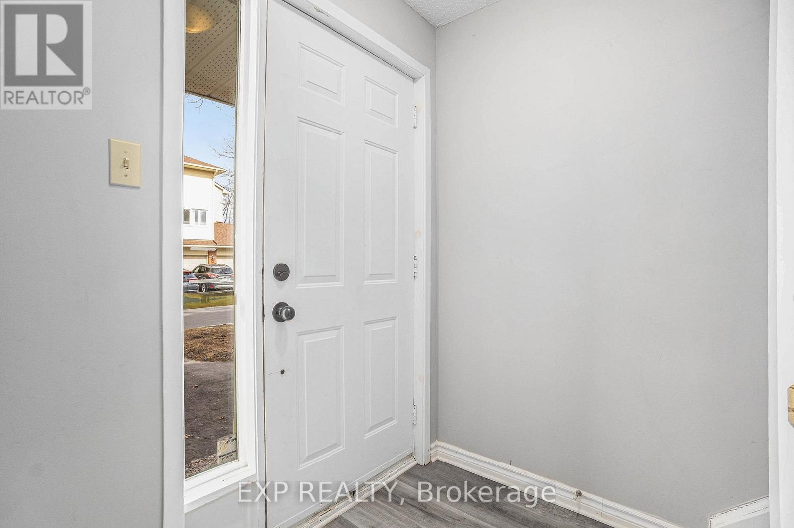 67 - 131 Rushford Pvt, Ottawa, Ontario  K1T 3C5 - Photo 3 - X12426707