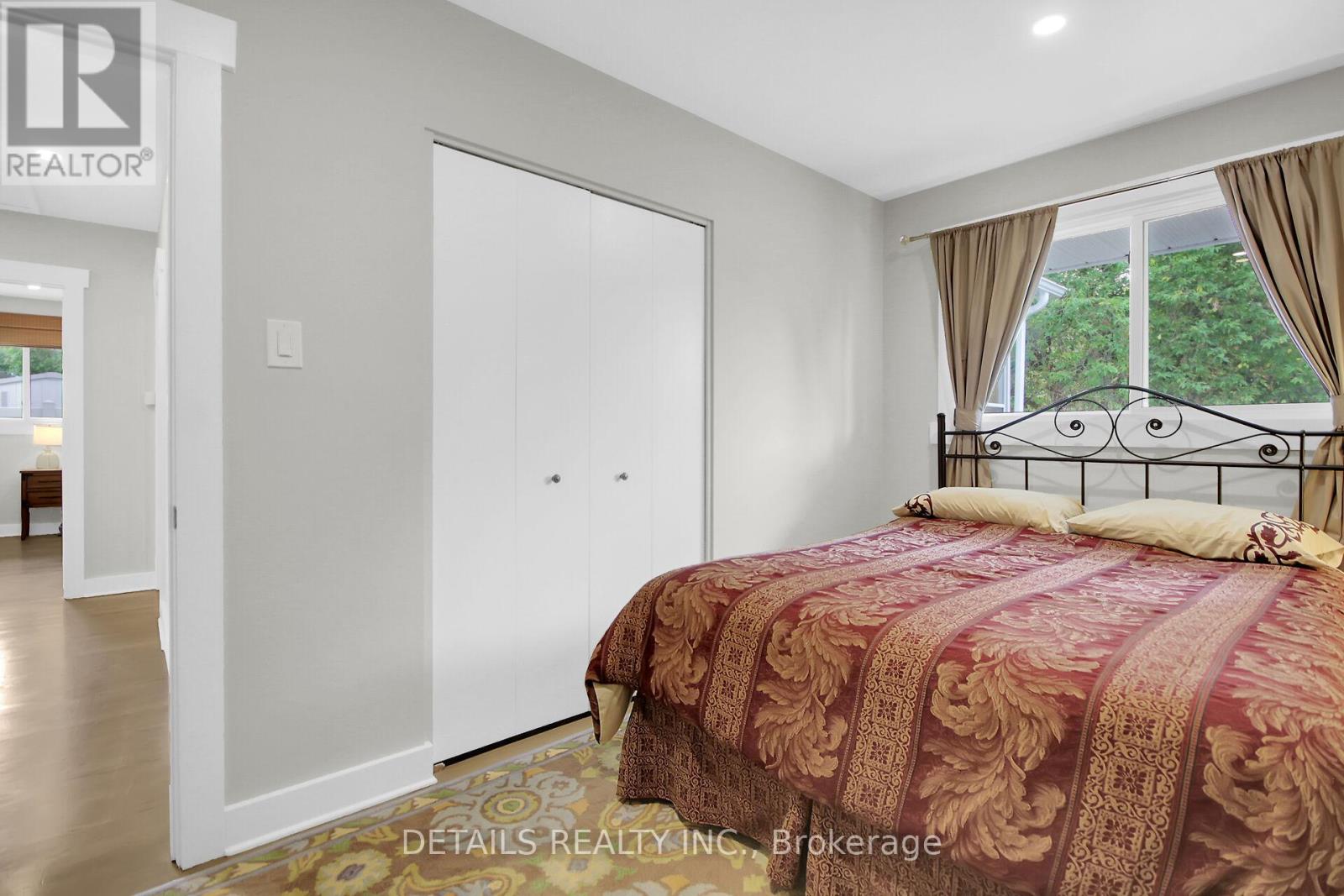10 Aberfeldy Street, Ottawa, Ontario  K2H 6H5 - Photo 16 - X12426736