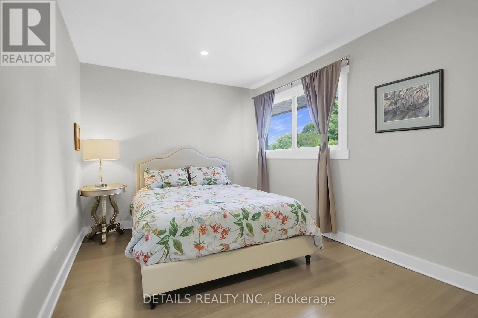 10 Aberfeldy Street, Ottawa, Ontario  K2H 6H5 - Photo 18 - X12426736
