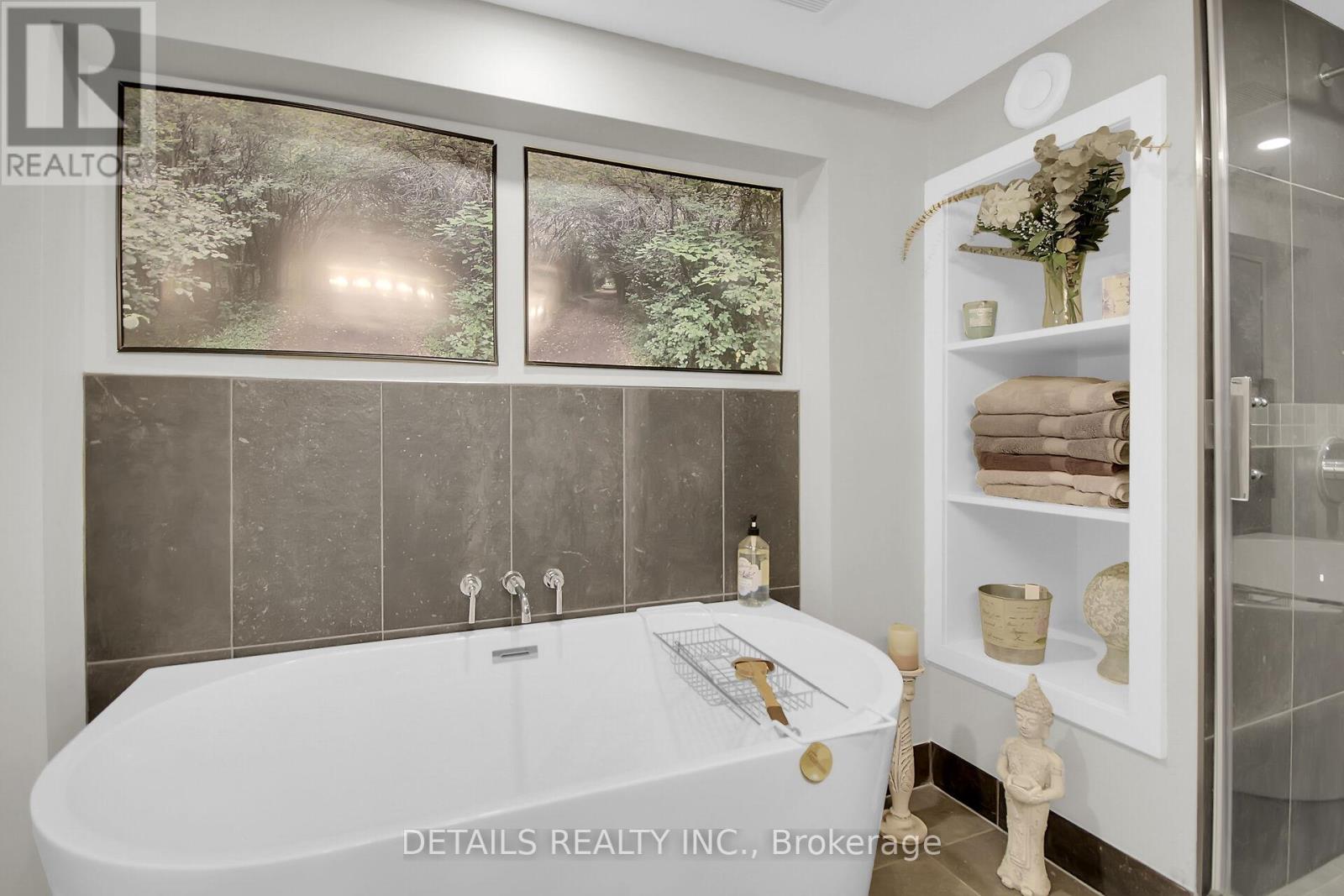 10 Aberfeldy Street, Ottawa, Ontario  K2H 6H5 - Photo 23 - X12426736