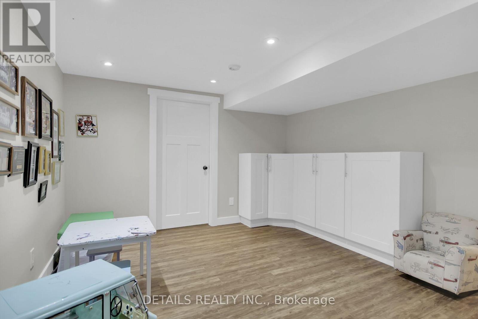 10 Aberfeldy Street, Ottawa, Ontario  K2H 6H5 - Photo 25 - X12426736