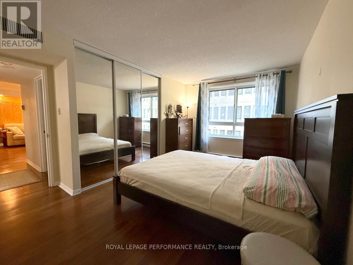 1103 - 199 Kent Street, Ottawa, Ontario  K2P 2K8 - Photo 12 - X12426738