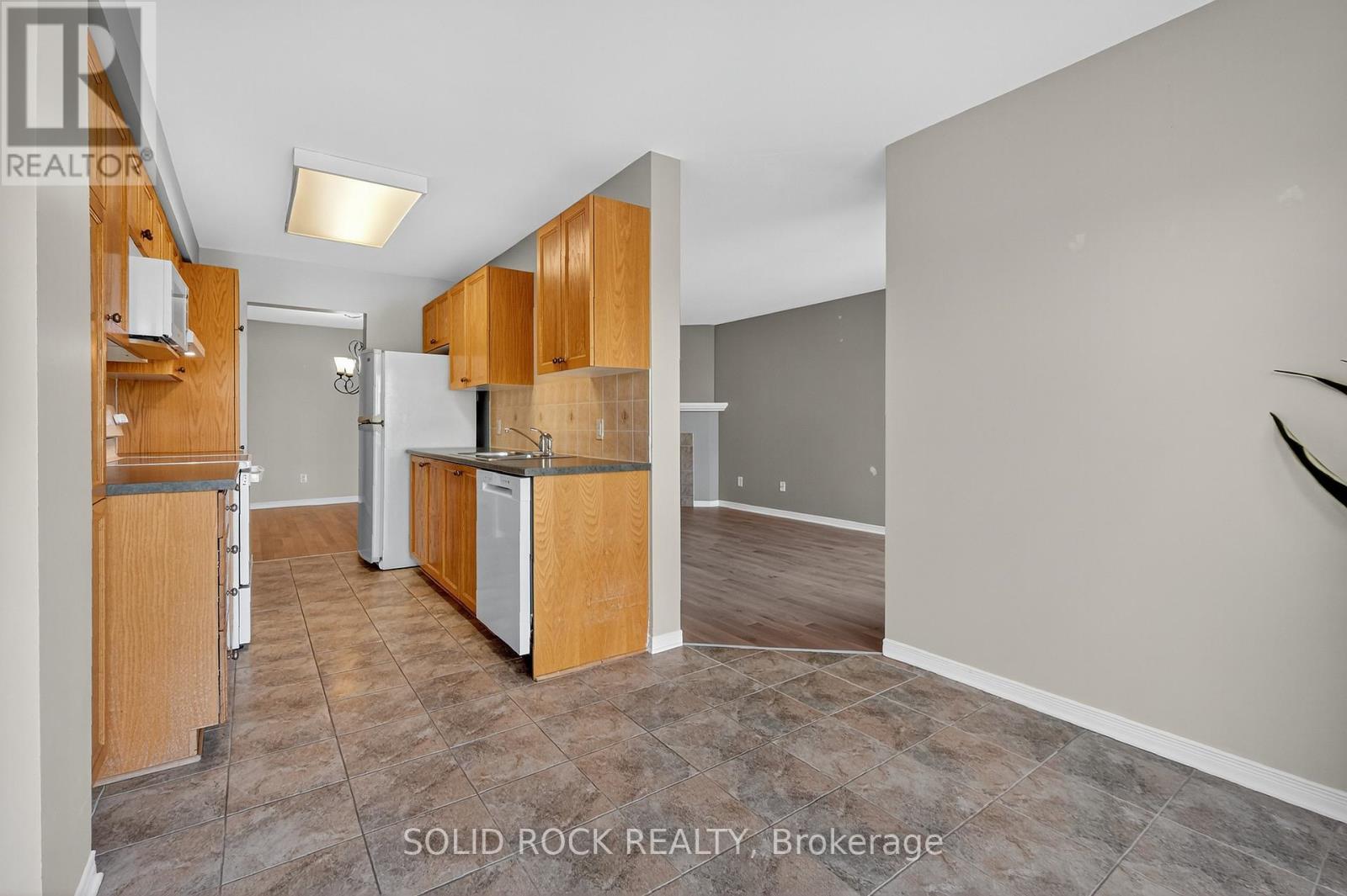 196 Trail Side Circle, Ottawa, Ontario  K4A 5B4 - Photo 12 - X12426746