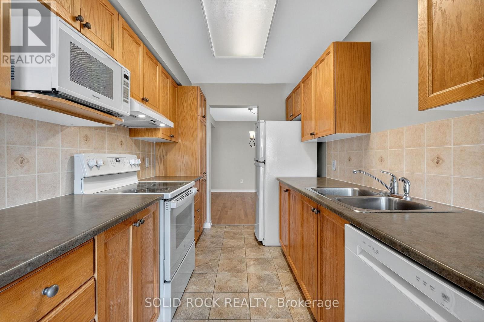 196 Trail Side Circle, Ottawa, Ontario  K4A 5B4 - Photo 15 - X12426746
