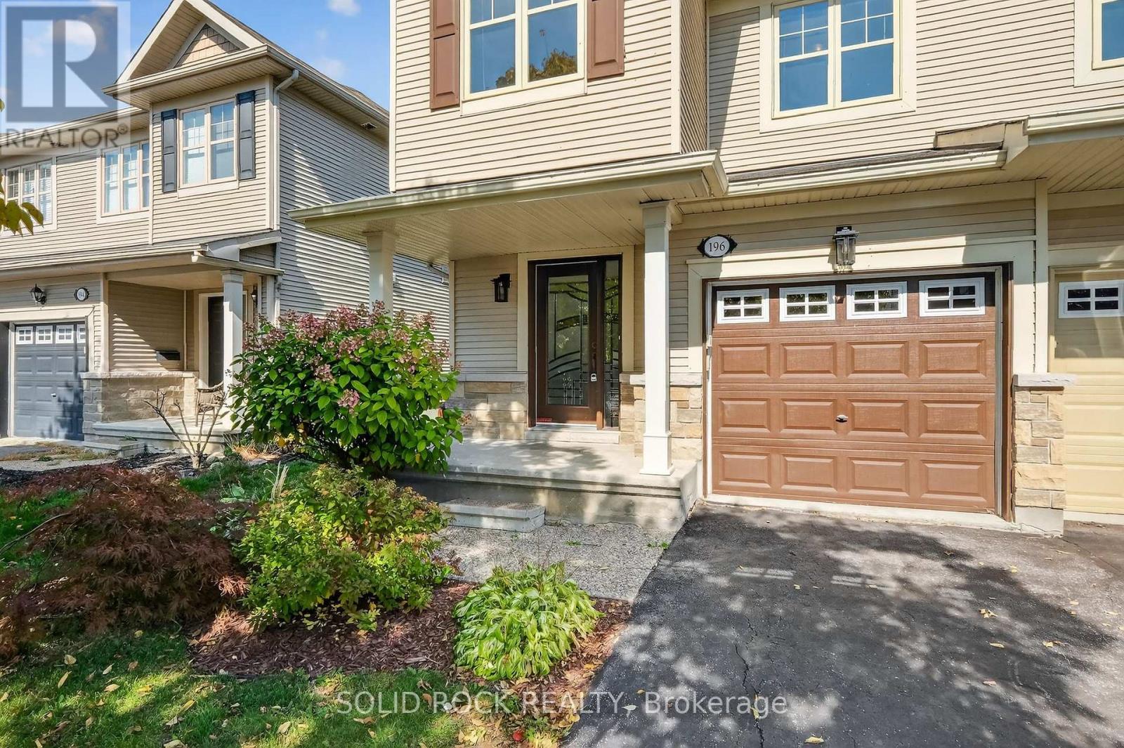196 Trail Side Circle, Ottawa, Ontario  K4A 5B4 - Photo 2 - X12426746