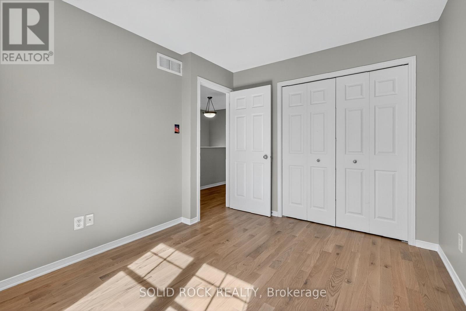 196 Trail Side Circle, Ottawa, Ontario  K4A 5B4 - Photo 22 - X12426746