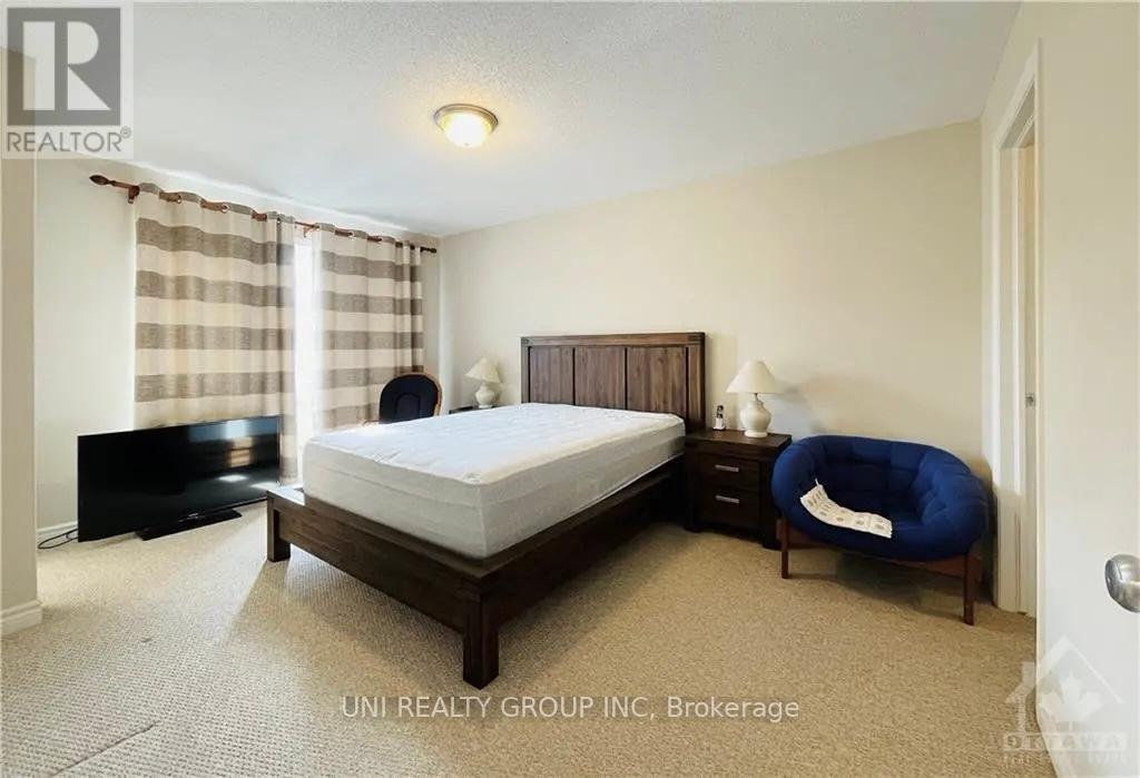 520 Earnscliffe Grove, Ottawa, Ontario  K4M 0E2 - Photo 17 - X12426772