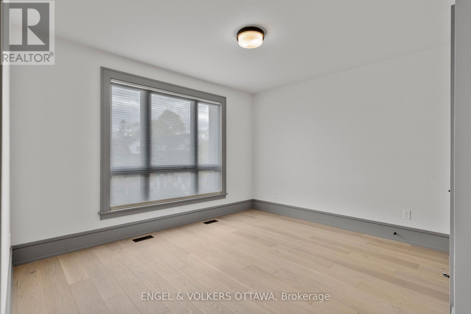 37 Clarendon Avenue, Ottawa, Ontario  K1Y 0P3 - Photo 33 - X12426825
