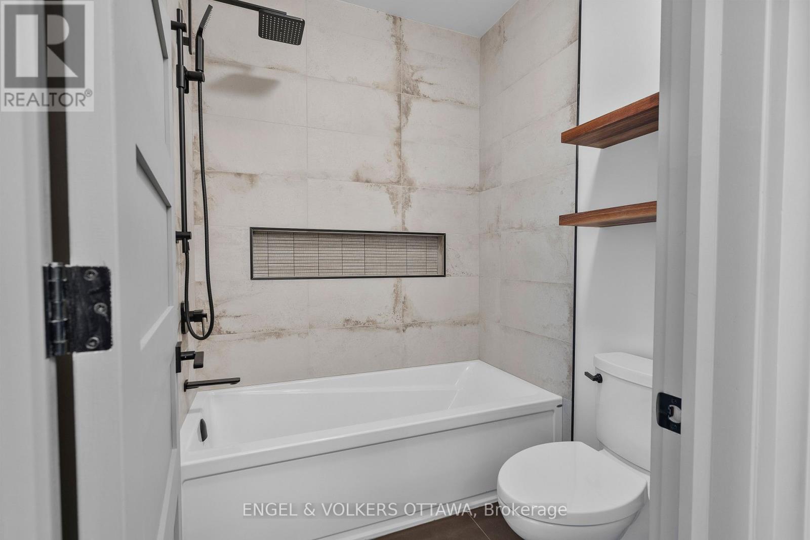 37 Clarendon Avenue, Ottawa, Ontario  K1Y 0P3 - Photo 35 - X12426825