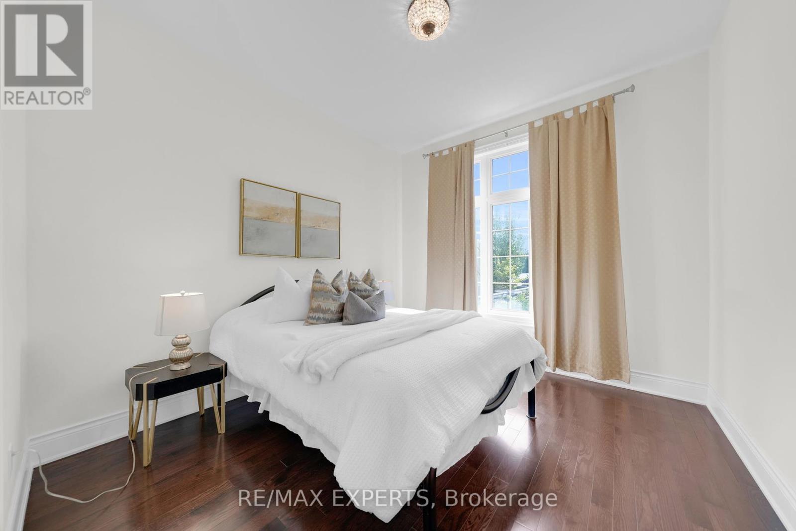134 Orleans Circle, Vaughan, Ontario  L4H 0V3 - Photo 25 - N12426627
