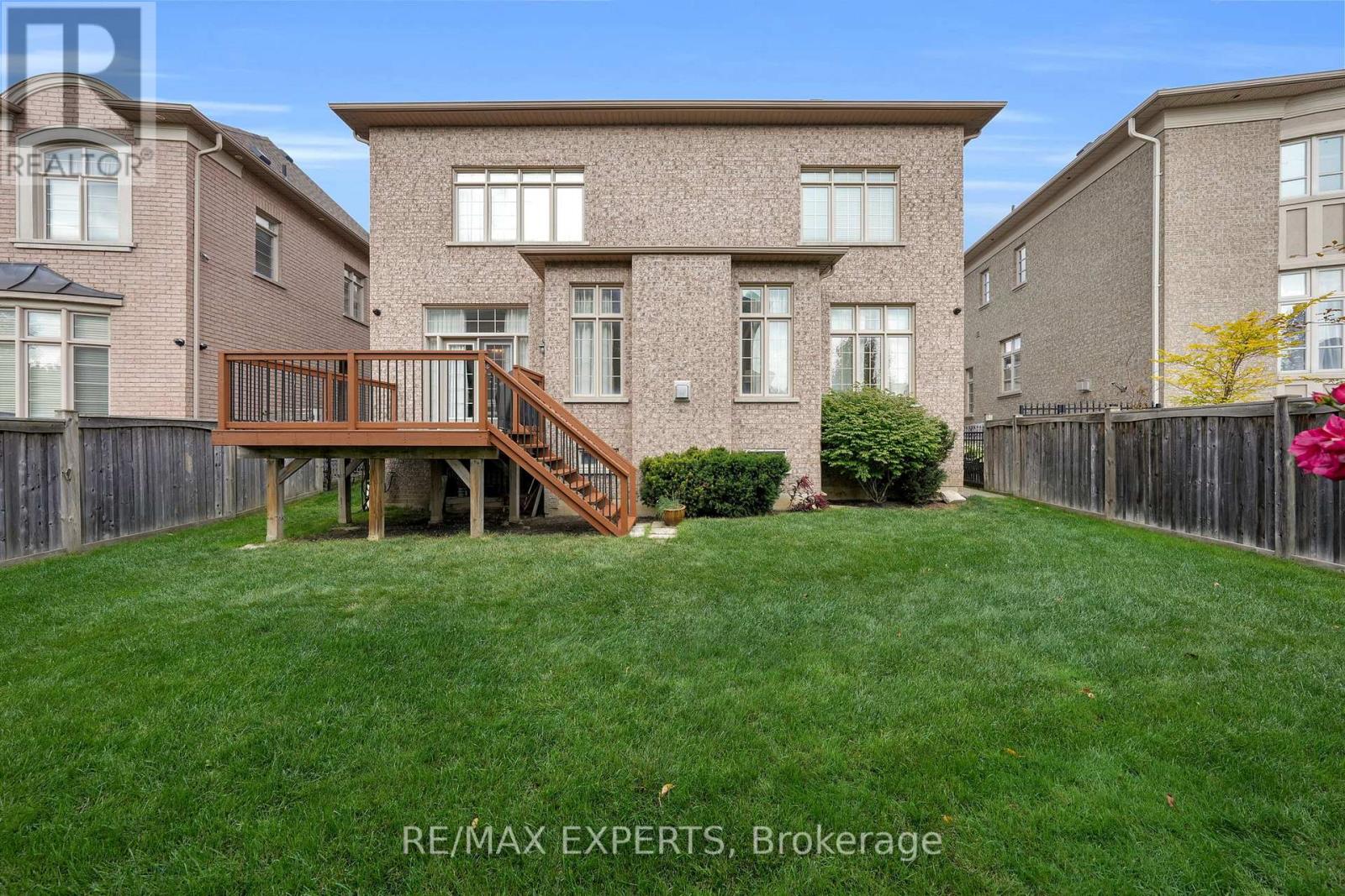134 Orleans Circle, Vaughan, Ontario  L4H 0V3 - Photo 47 - N12426627