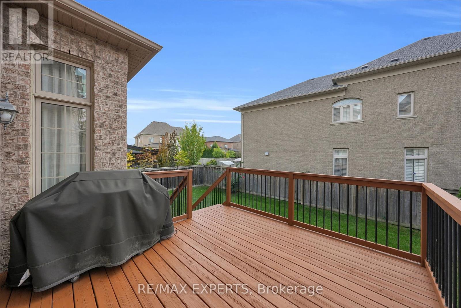 134 Orleans Circle, Vaughan, Ontario  L4H 0V3 - Photo 49 - N12426627