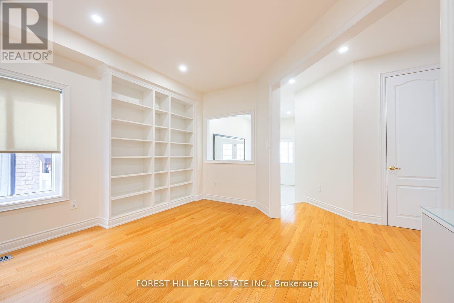 486 Apple Blossom Drive, Vaughan, Ontario  L4J 9A3 - Photo 6 - N12426673