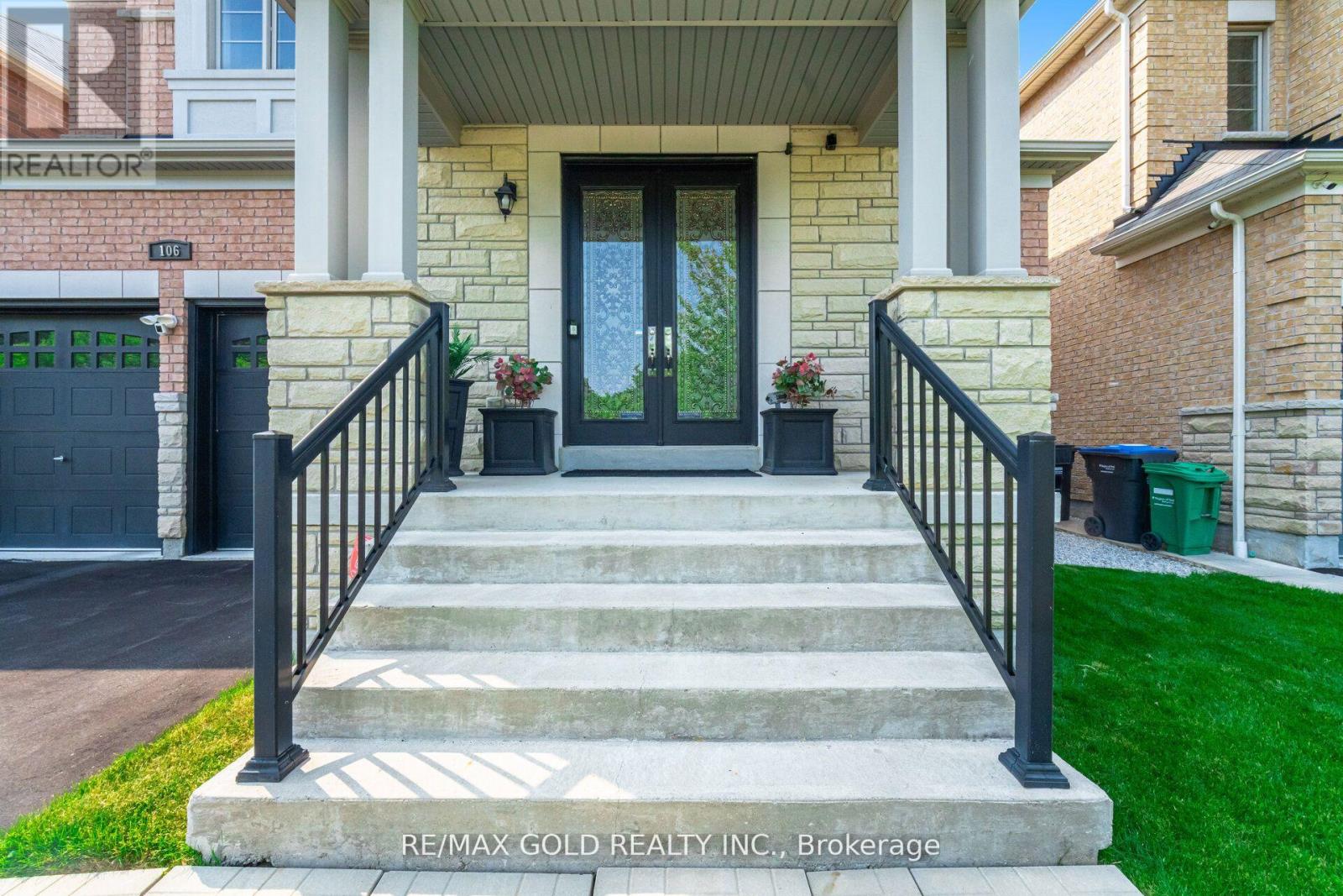 106 Rising Hill Ridge, Brampton, Ontario  L6Y 6B2 - Photo 2 - W12403438