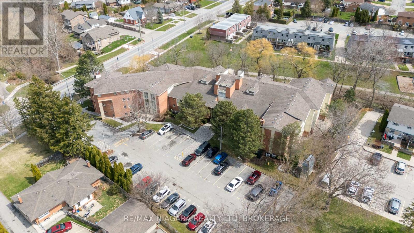 301 - 244 LAKESHORE ROAD, St. Catharines, Ontario