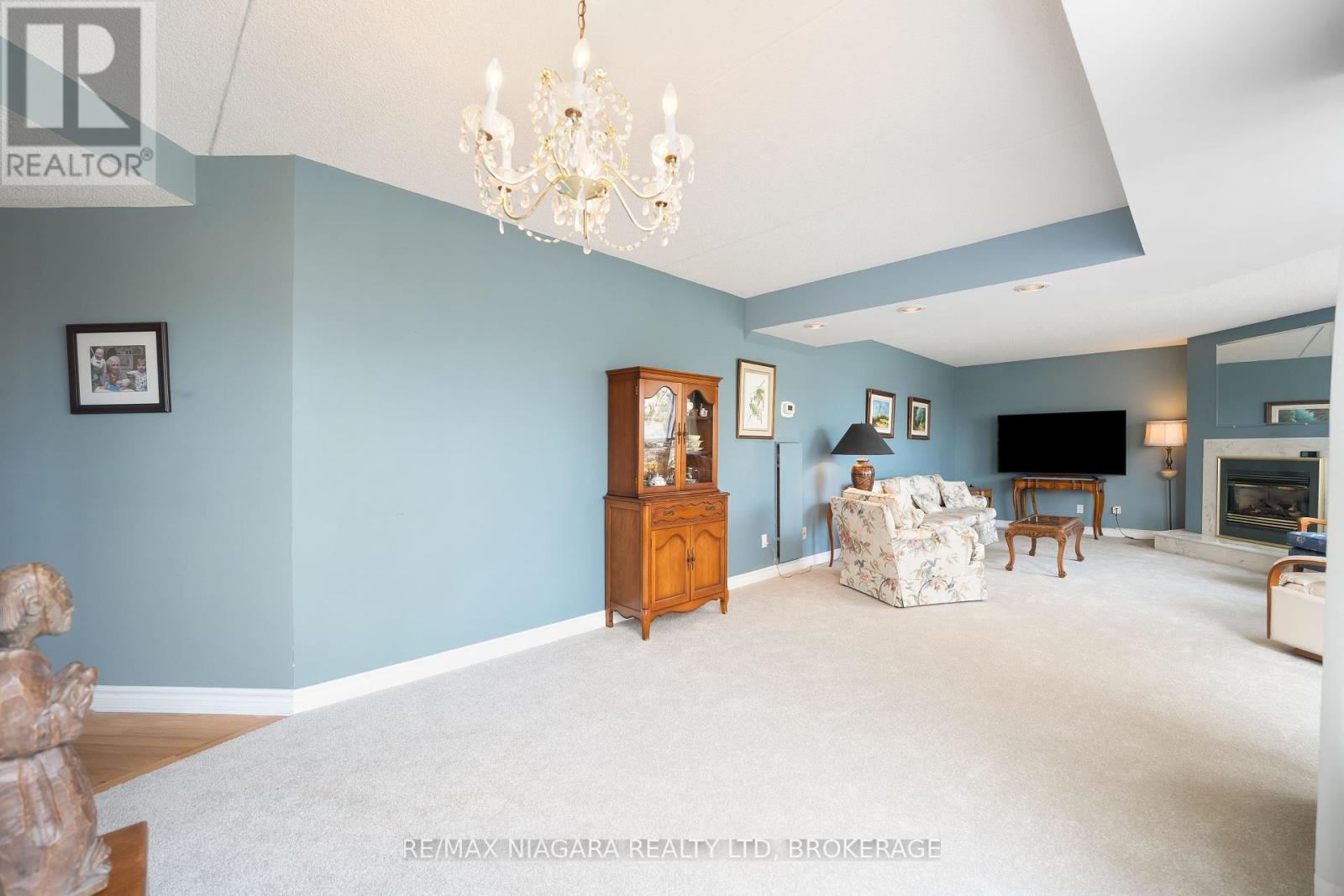 301 - 244 Lakeshore Road, St. Catharines, Ontario  L2M 1R6 - Photo 11 - X12426742