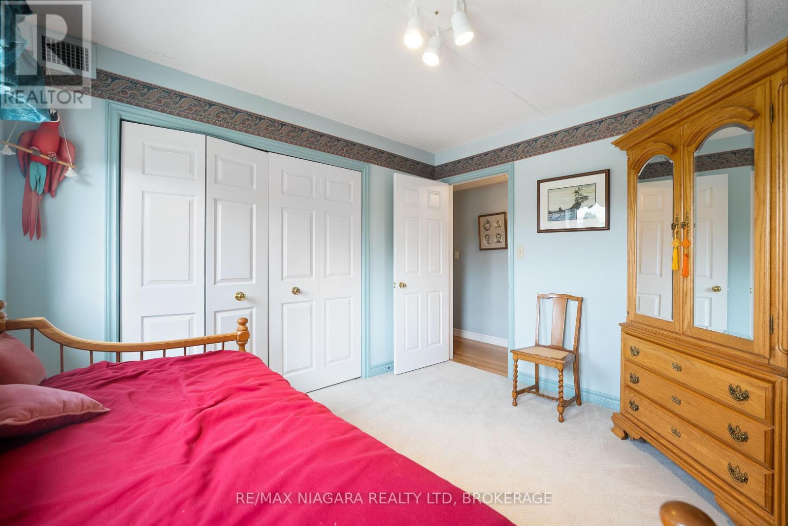 301 - 244 Lakeshore Road, St. Catharines, Ontario  L2M 1R6 - Photo 18 - X12426742