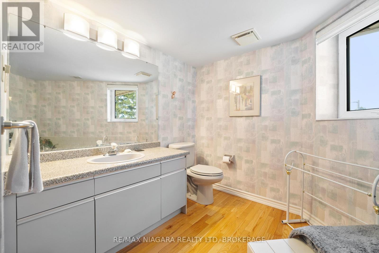 301 - 244 Lakeshore Road, St. Catharines, Ontario  L2M 1R6 - Photo 26 - X12426742