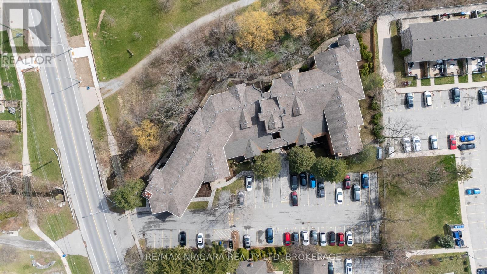 301 - 244 Lakeshore Road, St. Catharines, Ontario  L2M 1R6 - Photo 30 - X12426742