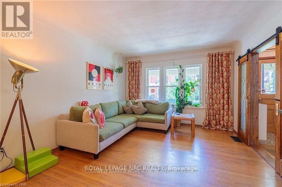 28 William Street W, Hamilton, Ontario  L8L 5T7 - Photo 11 - X12426769