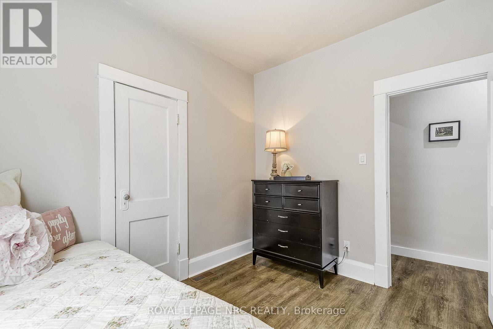 6454 Barker Street, Niagara Falls, Ontario  L2G 1Y7 - Photo 17 - X12426776