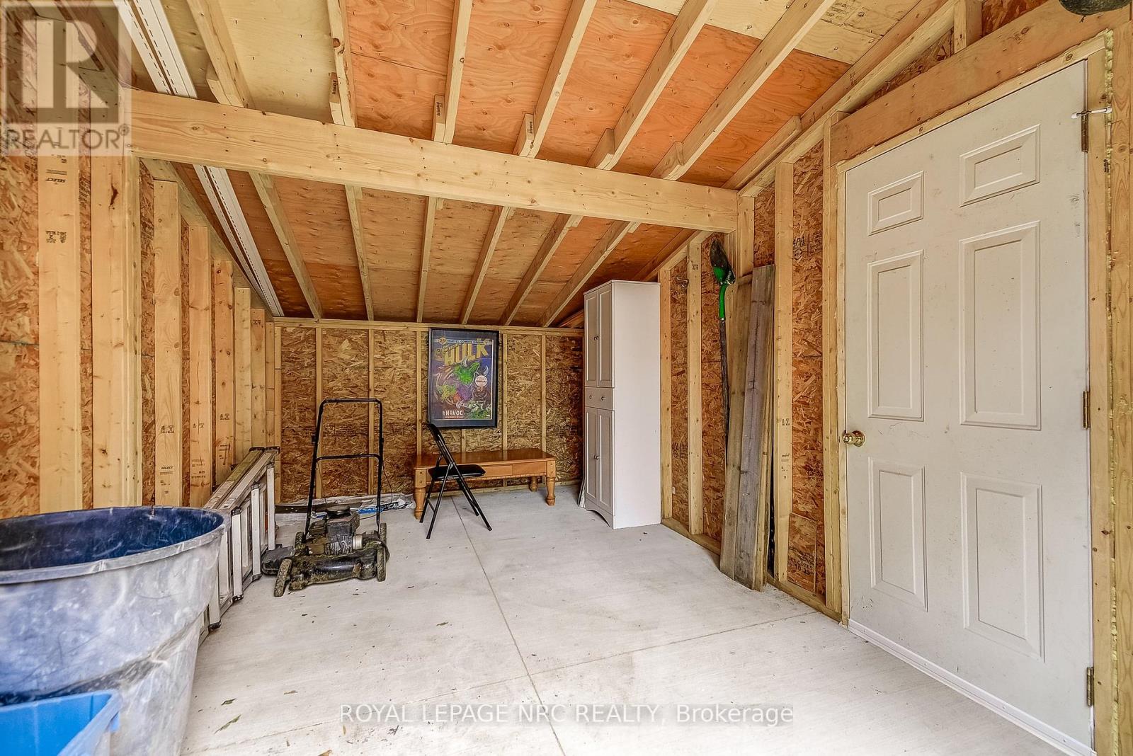 6454 Barker Street, Niagara Falls, Ontario  L2G 1Y7 - Photo 31 - X12426776