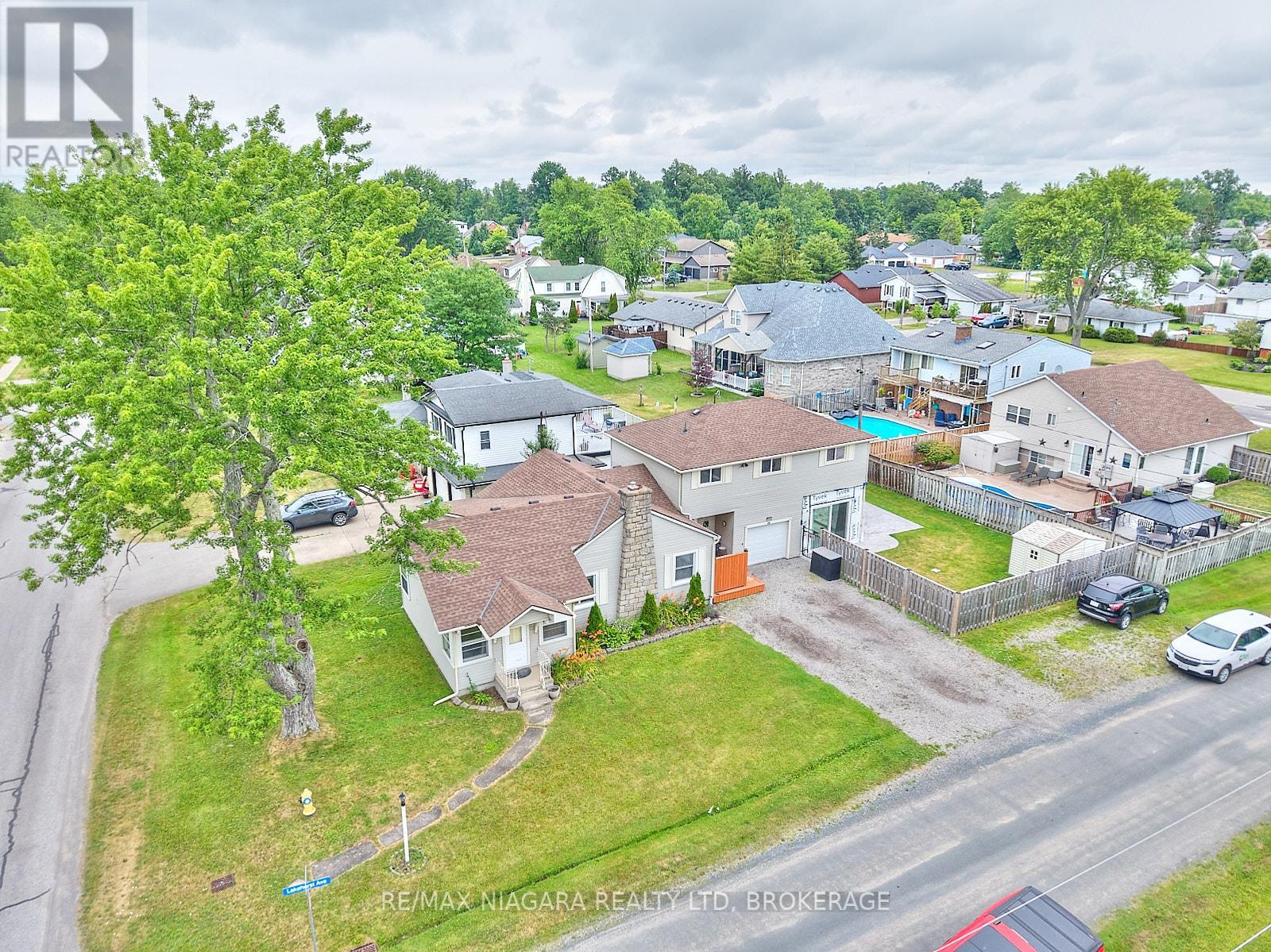 1444 Lakehurst Avenue, Fort Erie, Ontario  L2A 3A3 - Photo 37 - X12426831