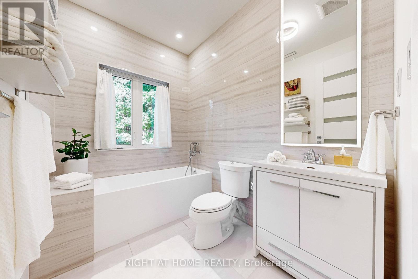 700 Hillcrest Road, Pickering, Ontario  L1W 2P1 - Photo 32 - E12418734