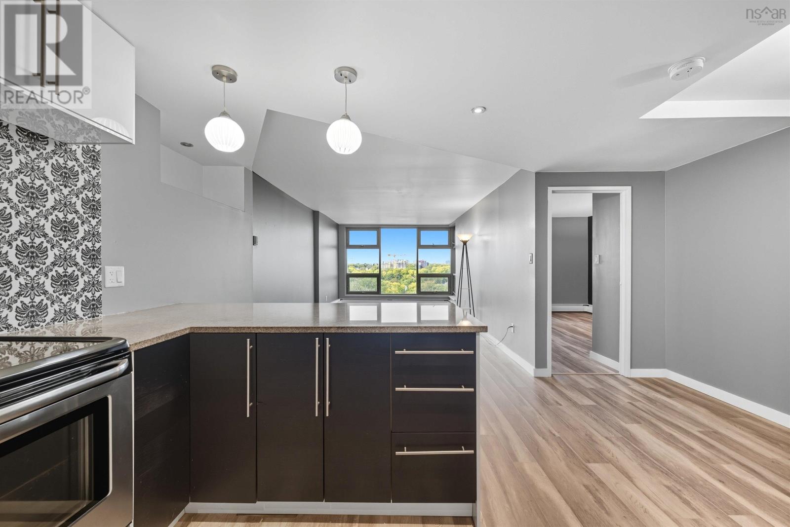 Property at 1101 6369 Coburg Road image 3