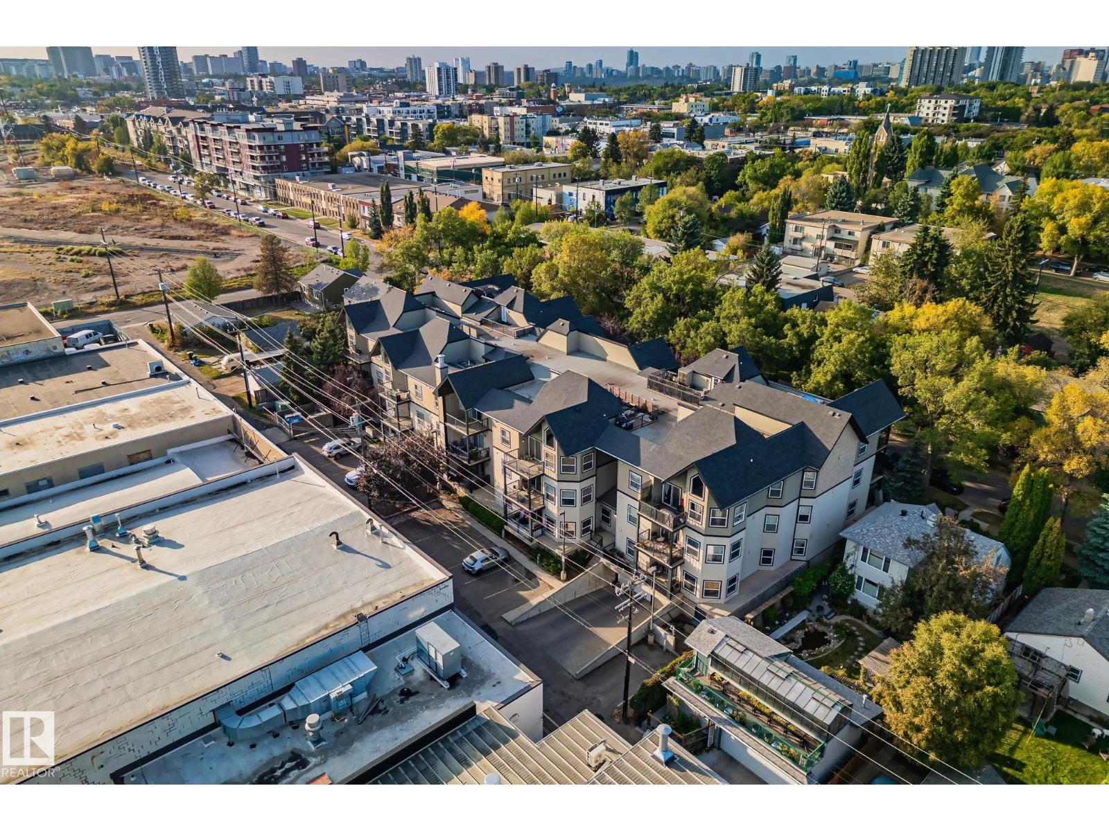 #207 9927 79 Av Nw, Edmonton, Alberta  T6E 1R3 - Photo 2 - E4459457