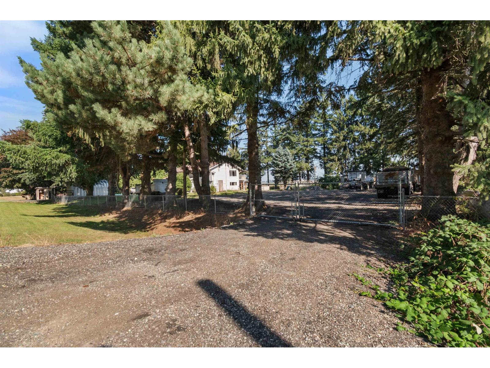 5460 Interprovincial Highway, Abbotsford, British Columbia  V3G 2P6 - Photo 32 - R3051860
