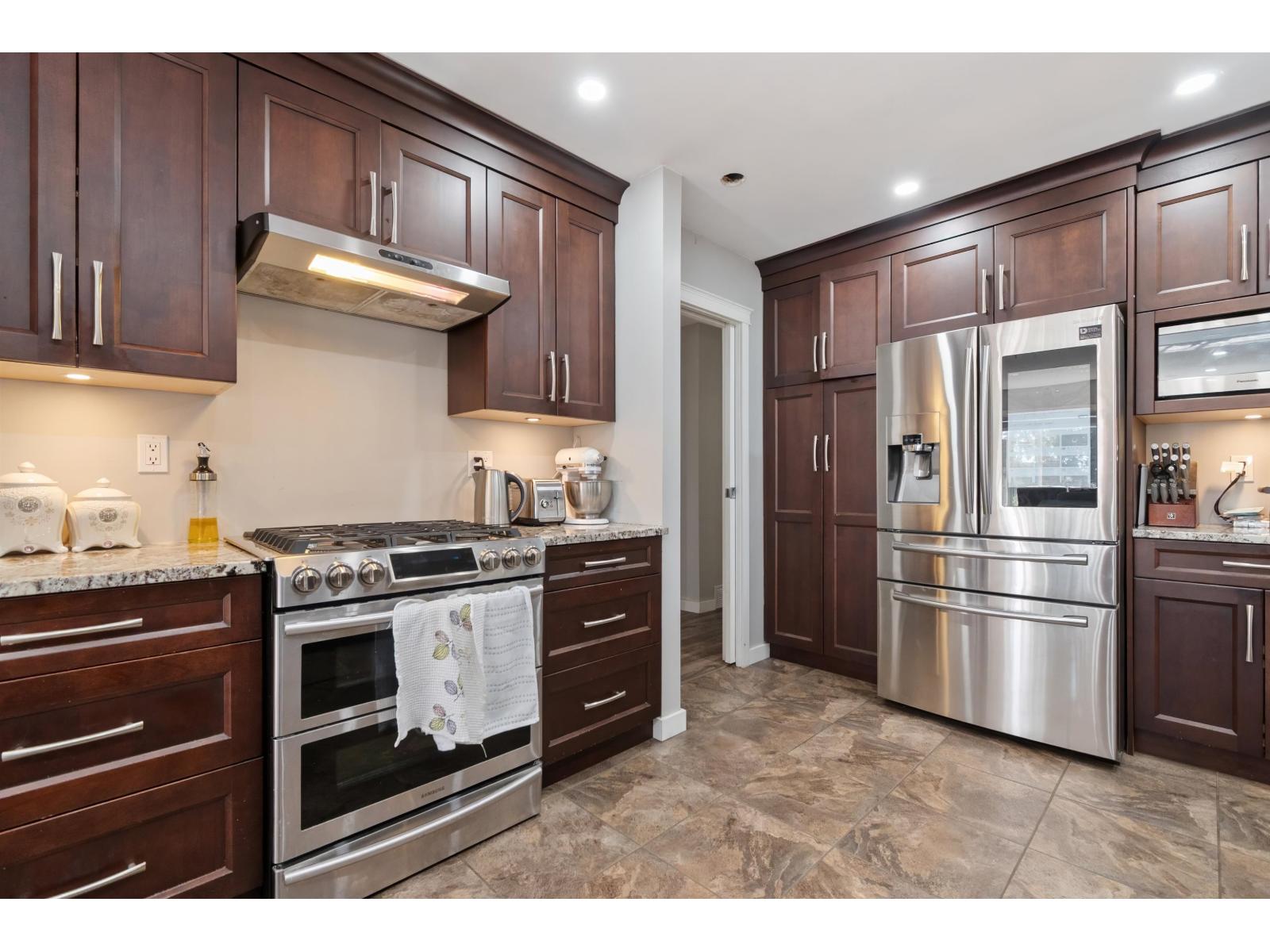 5460 Interprovincial Highway, Abbotsford, British Columbia  V3G 2P6 - Photo 8 - R3051860