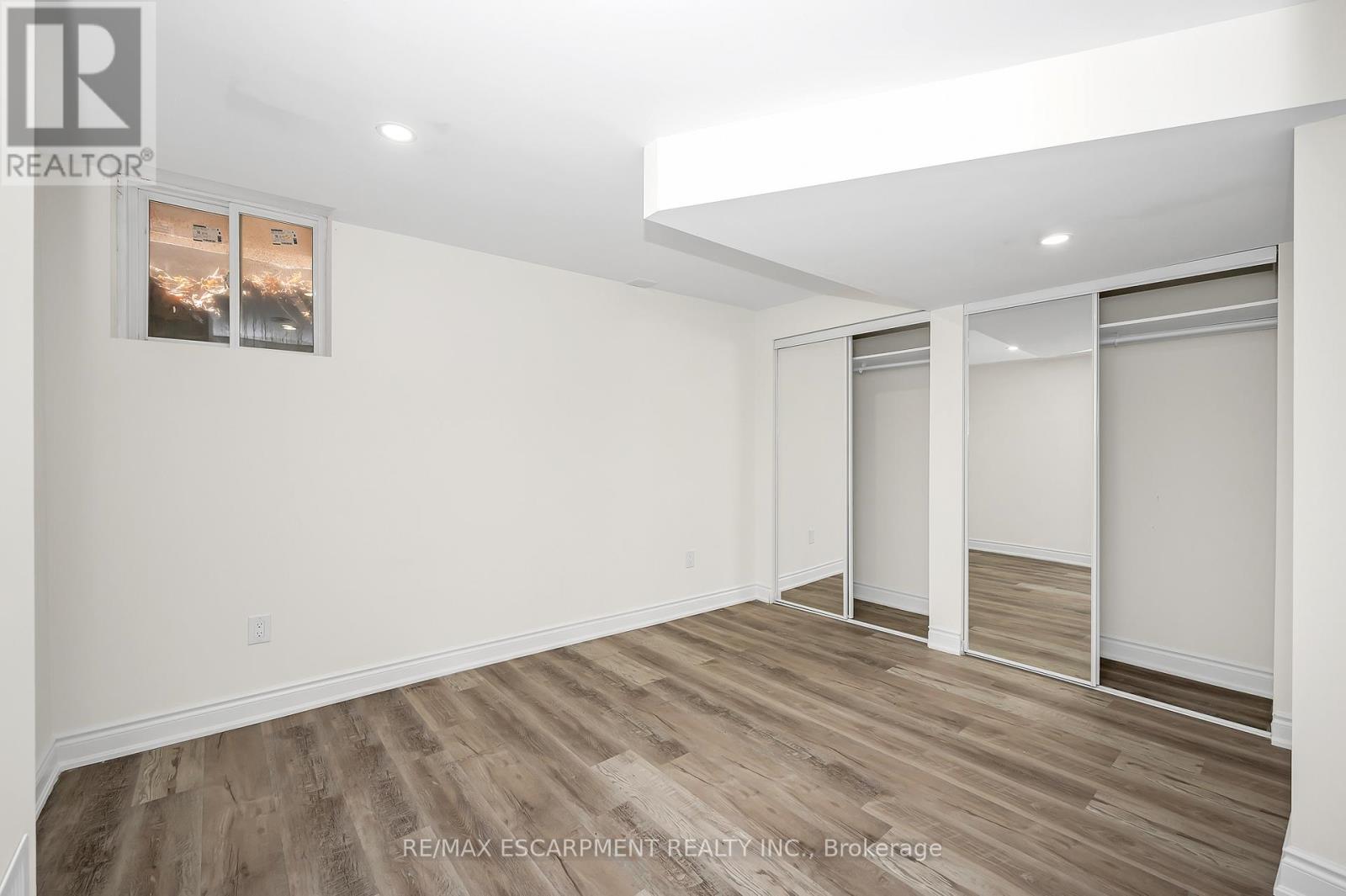 2728 Guilford Crescent, Oakville, Ontario  L6J 6Z8 - Photo 35 - W12426639