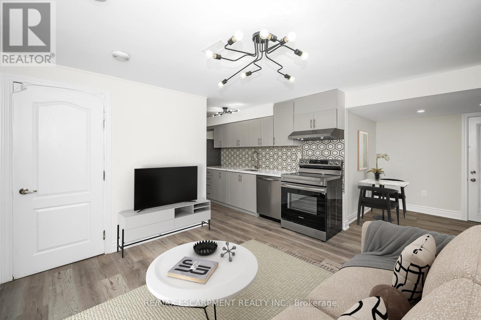 2728 Guilford Crescent, Oakville, Ontario  L6J 6Z8 - Photo 42 - W12426639
