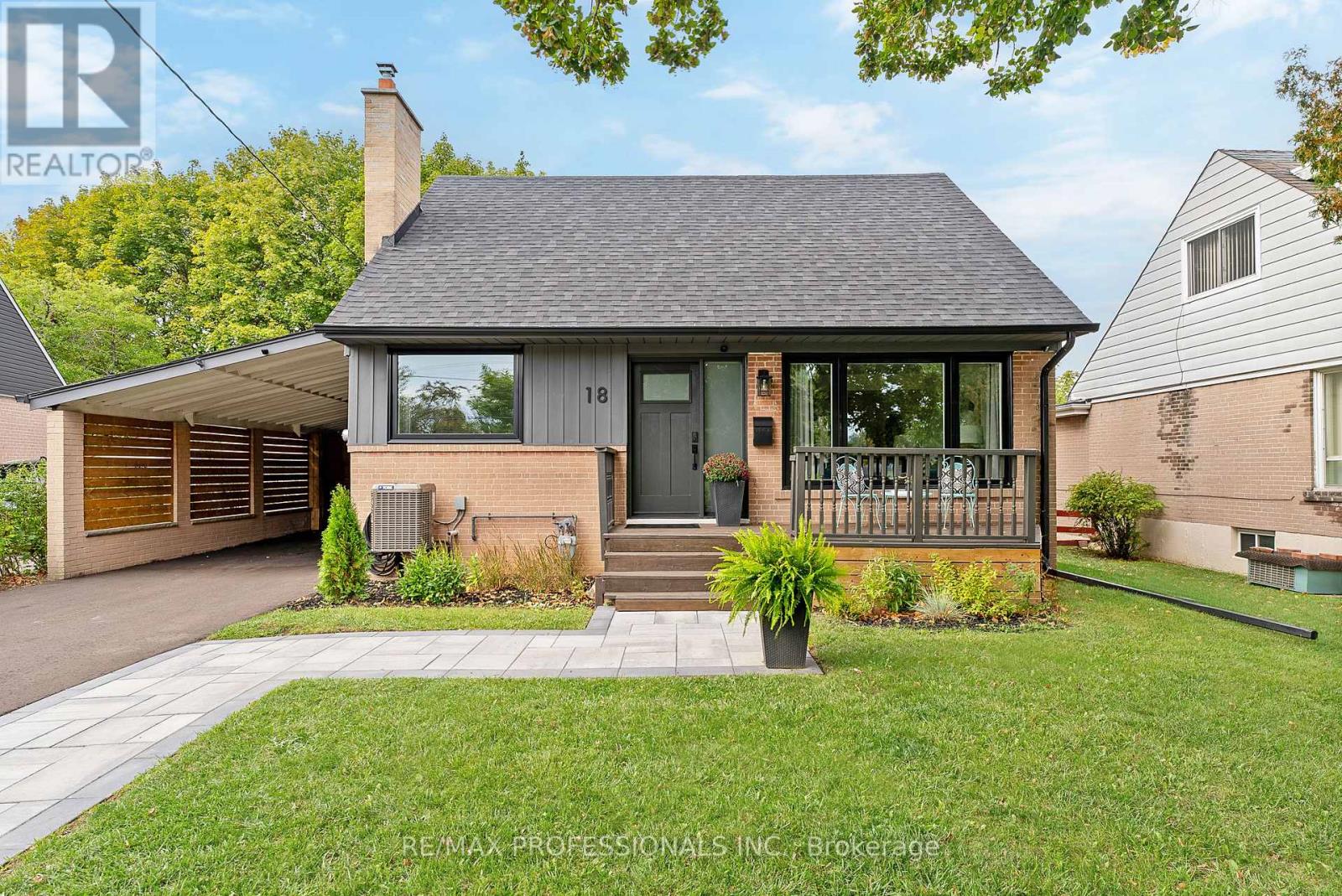18 LAVINGTON DRIVE, Toronto, Ontario